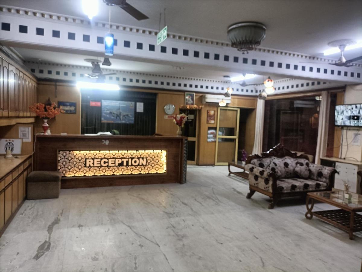 Hotel Le Mount Near Igi Airport Neu-Delhi Exterior foto