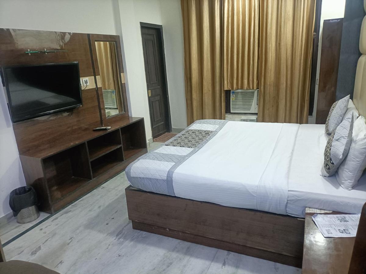 Hotel Le Mount Near Igi Airport Neu-Delhi Exterior foto