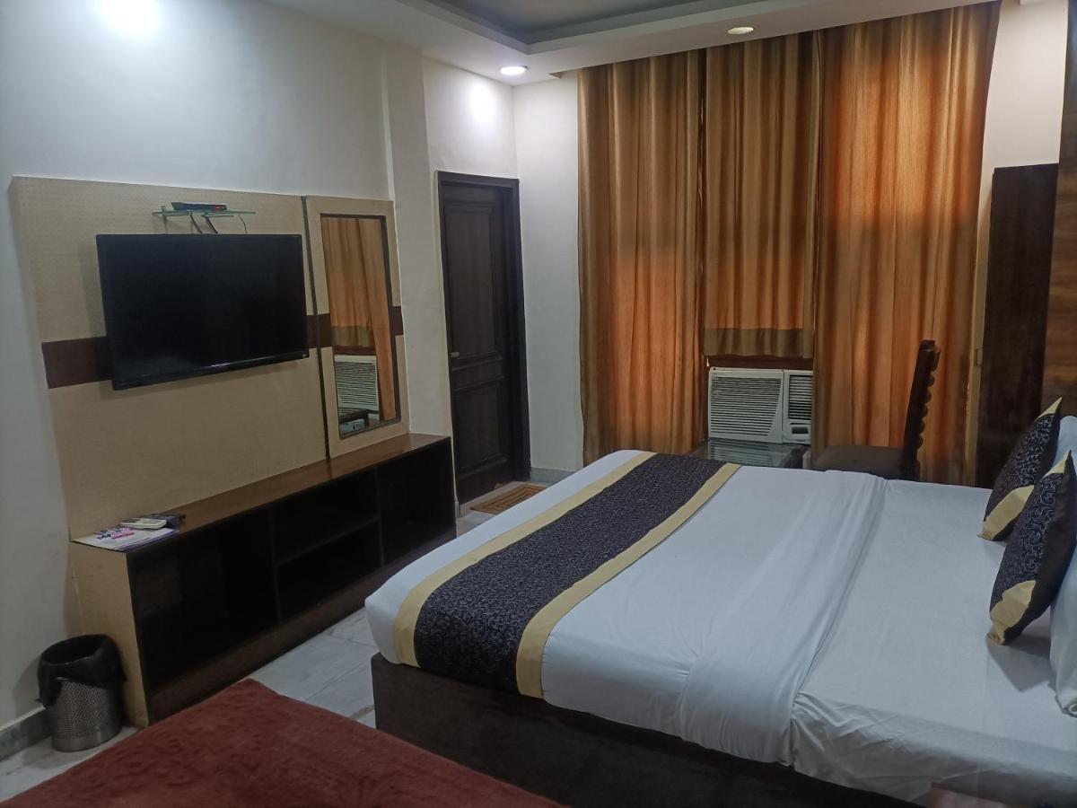 Hotel Le Mount Near Igi Airport Neu-Delhi Exterior foto