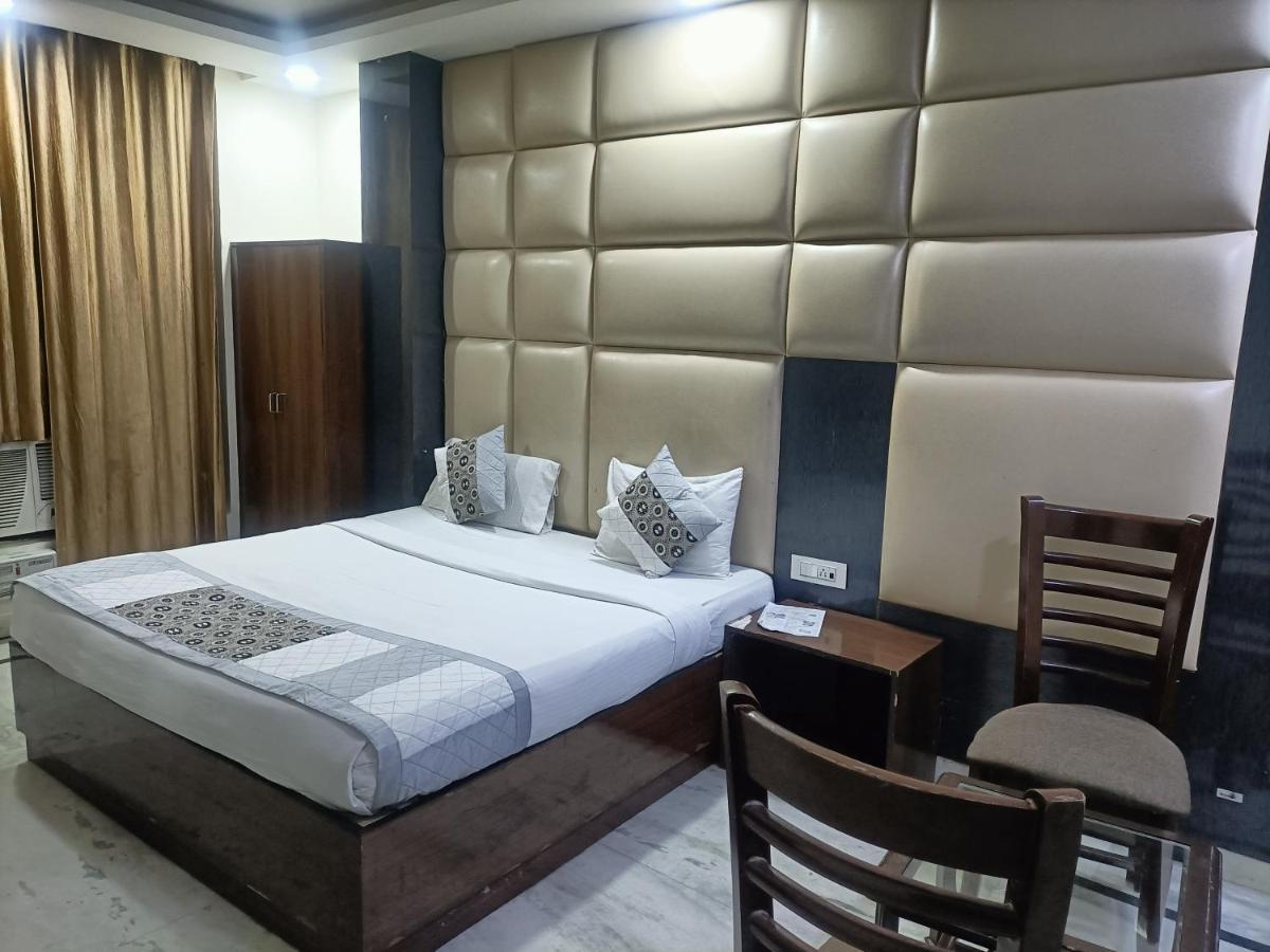 Hotel Le Mount Near Igi Airport Neu-Delhi Exterior foto