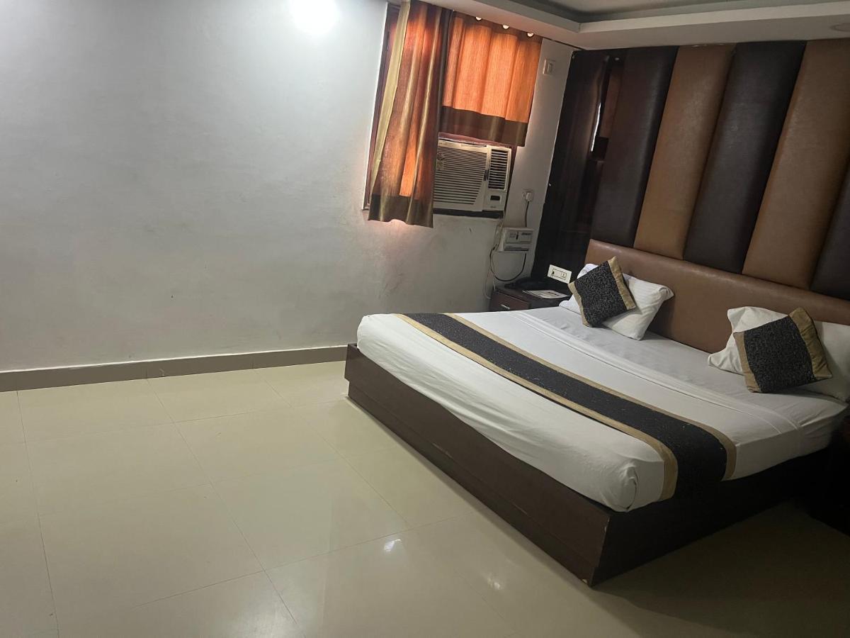 Hotel Le Mount Near Igi Airport Neu-Delhi Exterior foto
